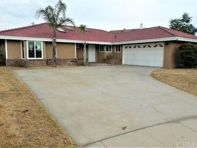 17420 Orchid Dr, Fontana, CA, 92335