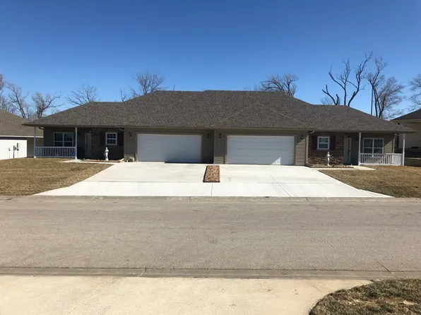 2101 N 113th Ter, Kansas City, KS 66109