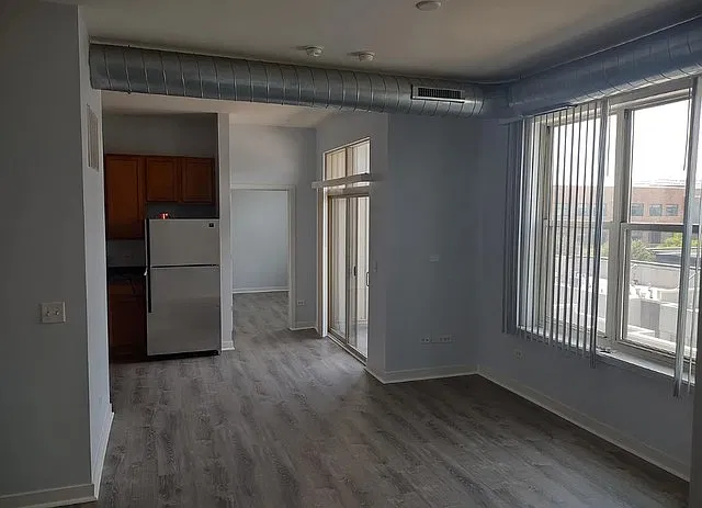 2 bed, $3,500 — Photo 2