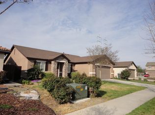 4418 E Oak Ave, Visalia, CA