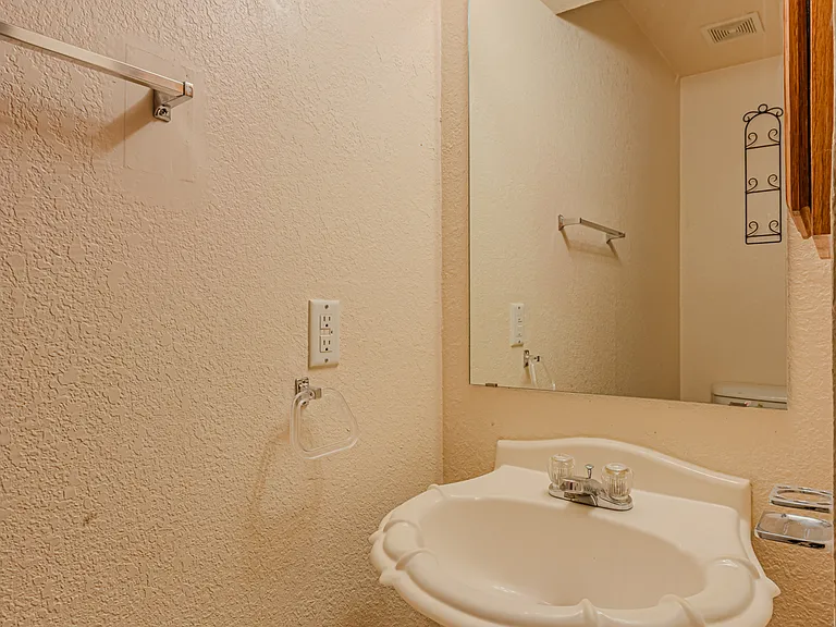 712 Laramie River Ave — Photo 23