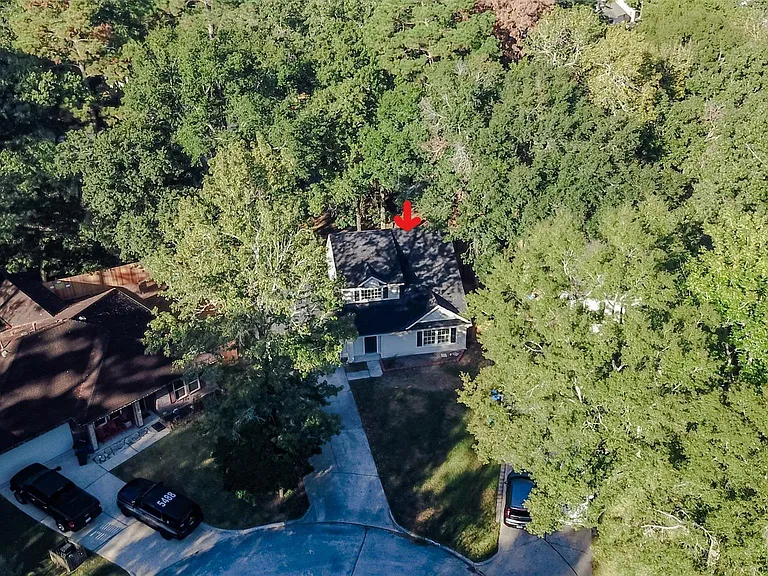 21892 Silver Oak Ct — Photo 49