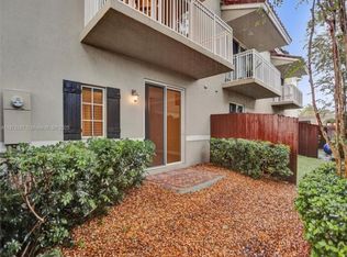 427 SE 13th St, Fort Lauderdale, FL 33316