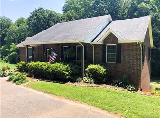 245 Asheville St, Morganton, NC 28655