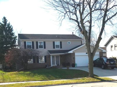 717 Prince Edward Dr, Schaumburg, IL, 60193