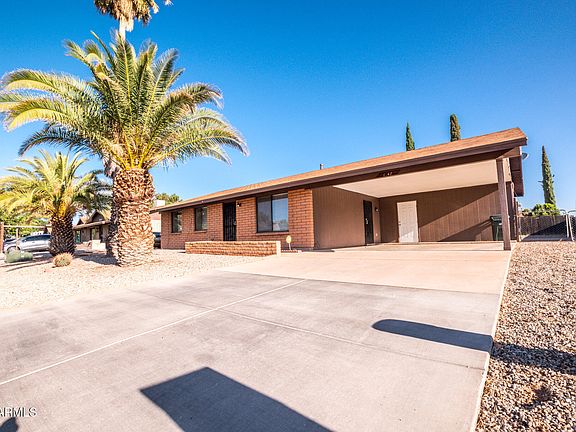 2nd image of 1047 ACACIA Drive