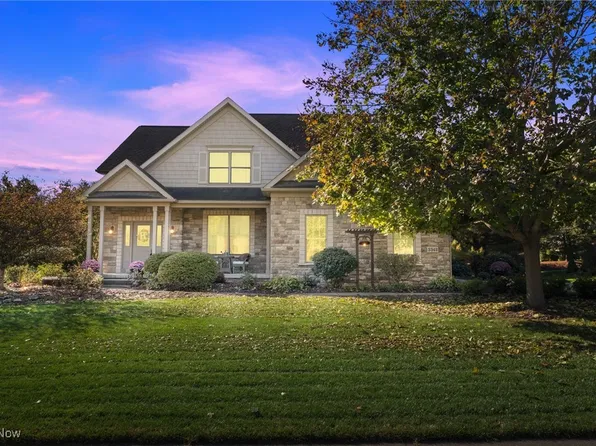 3342 Ashton Dr, Uniontown, OH 44685