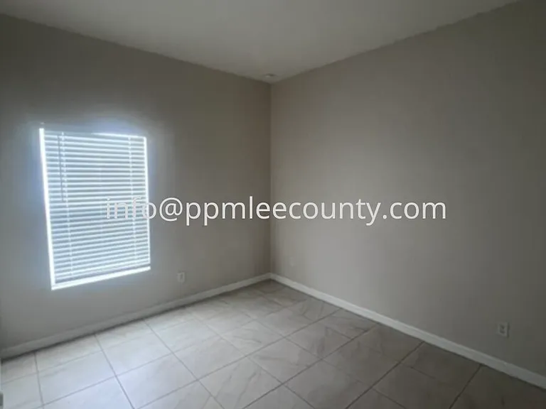 25599 Deep Creek Blvd — Photo 11