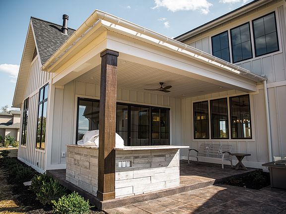 Rear Patio - 22 Blue Marlin Way, Mechanicsburg