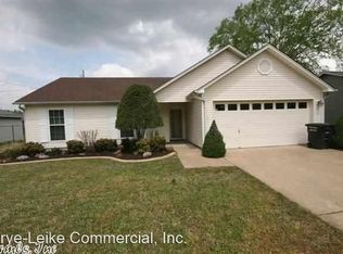 910 Latigo Trl, Jacksonville, AR 72076