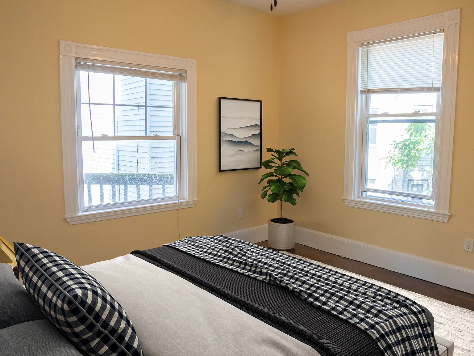 6 bed, 1600 sqft, $9,000 — Photo 4