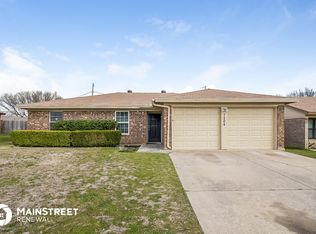 7204 Astoria Ct, Watauga, TX 76148