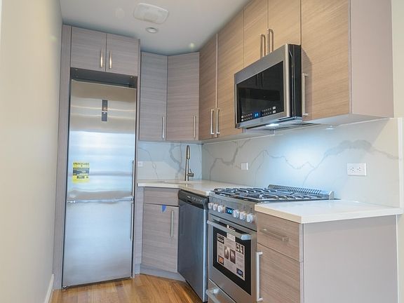 4th image of 885 Herkimer St APT 1