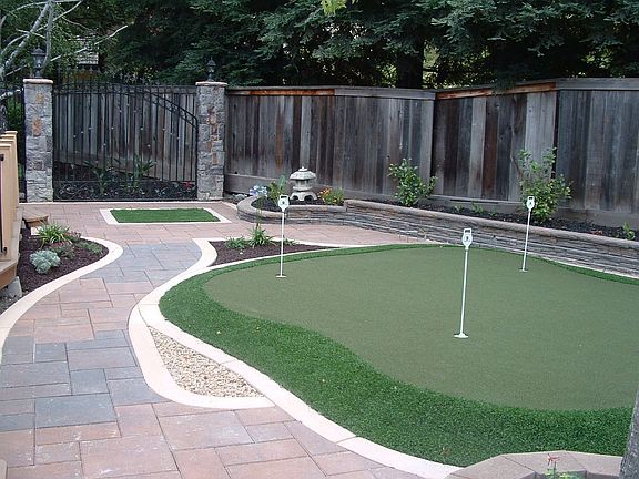 Pitch and Putting Green