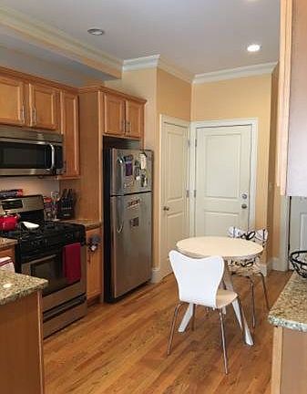 4th image of 27 Lothrop St #11STFLOOR
