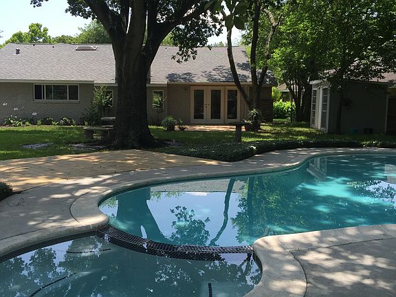 Lndscapd BckYrd & RedonePool