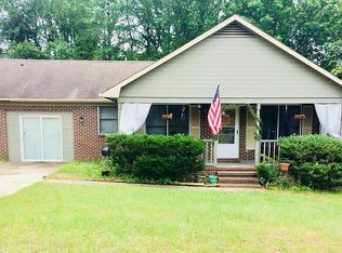 5074 Summer Ridge Rd, Fayetteville, NC 28303