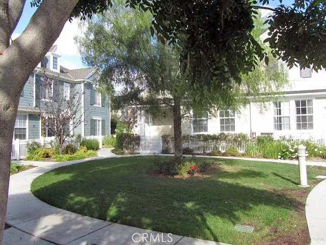 46 Strawflower St — Photo 31