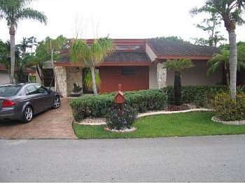 1st image of 7860 Beechfern Cir