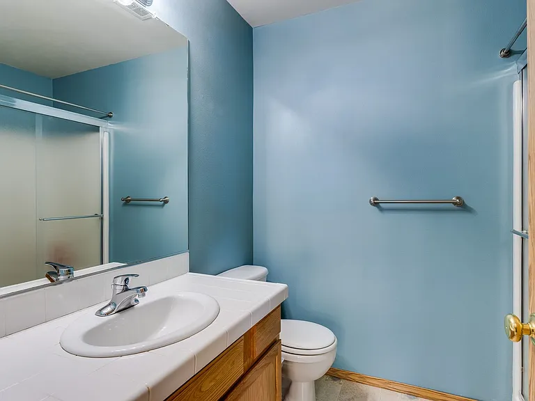 15979 SW Roth Dr — Photo 10