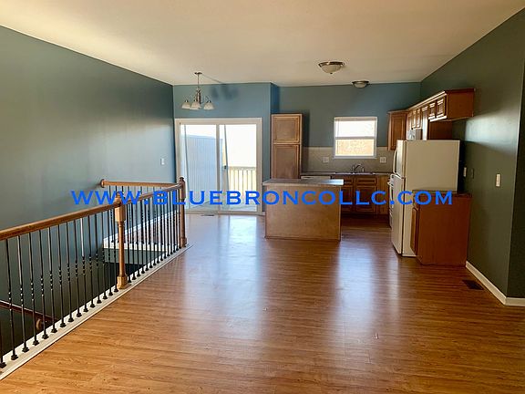 3rd image of 10526 E 45th Ter