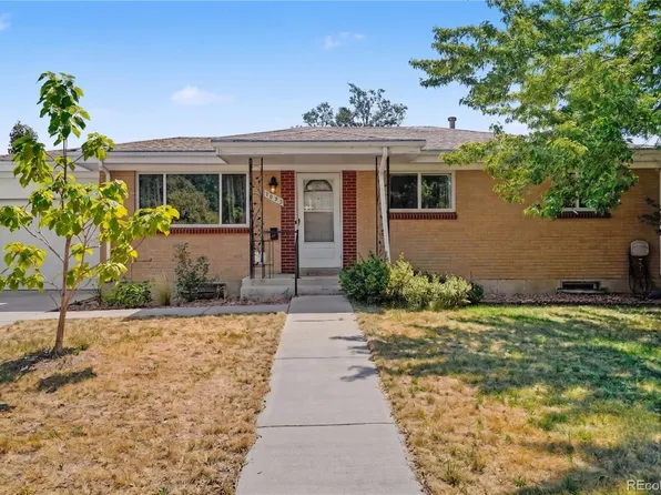 1092 S Iris Street, Lakewood, CO 80226