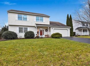 136 5th St, Nazareth, PA 18064