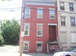 75 Clinton St, Albany, NY 12202