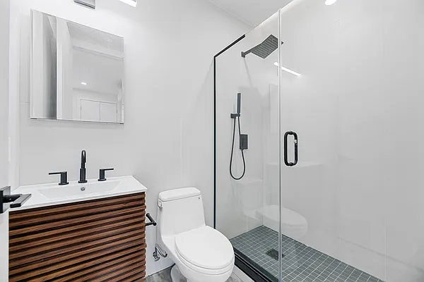 Rented by REAL New York | media 26