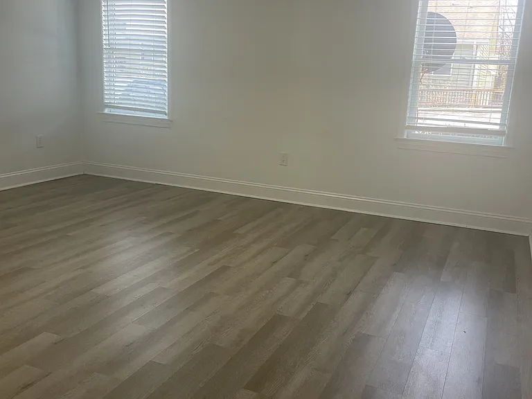 2505 W Broad St #311 — Photo 6
