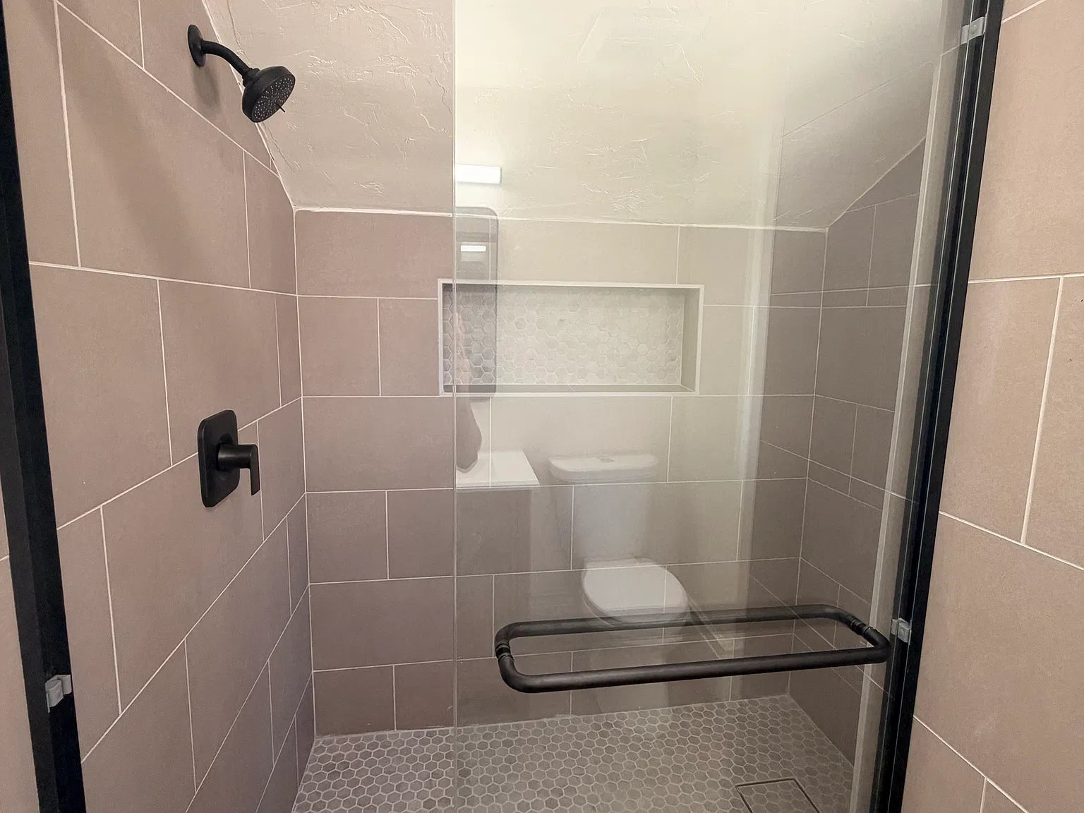 1 bed, 400 sqft, $1,245 — Photo 4