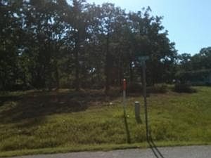 2nd image of 1400 N Diamond Blvd