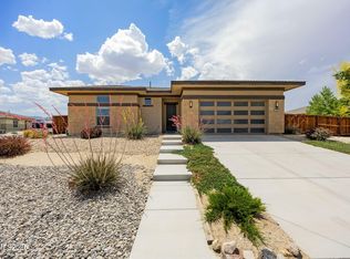 698 Raptor Way, Fernley, NV 89408