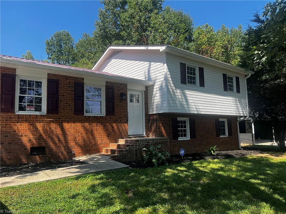 1st image of 5511 Windemere Cir