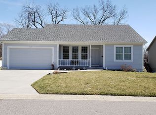 509 Allcutt Ave, Bonner Springs, KS 66012