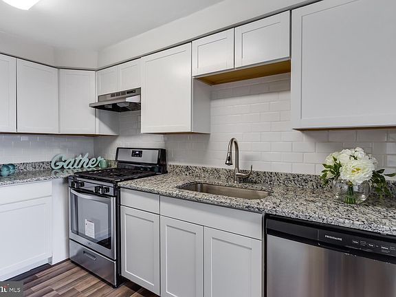 4th image of 750 S Dickerson St APT 314