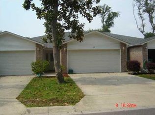 22 Roserita Pl #22, Mary Esther, FL 32569