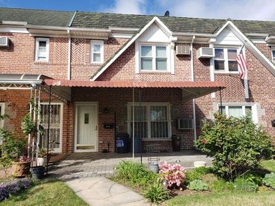 61-16 84th Street, Middle Village, NY, 11379