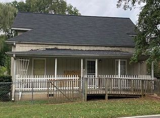 508 Fairview Rd, Andrews, NC 28901