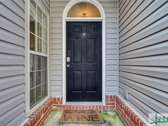 3rd image of 269 Shady Oak Circle