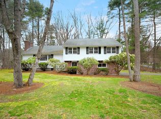 469 Hayward Mill Rd, Concord, MA 01742
