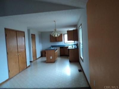 3rd image of 9333 Huggins Ln