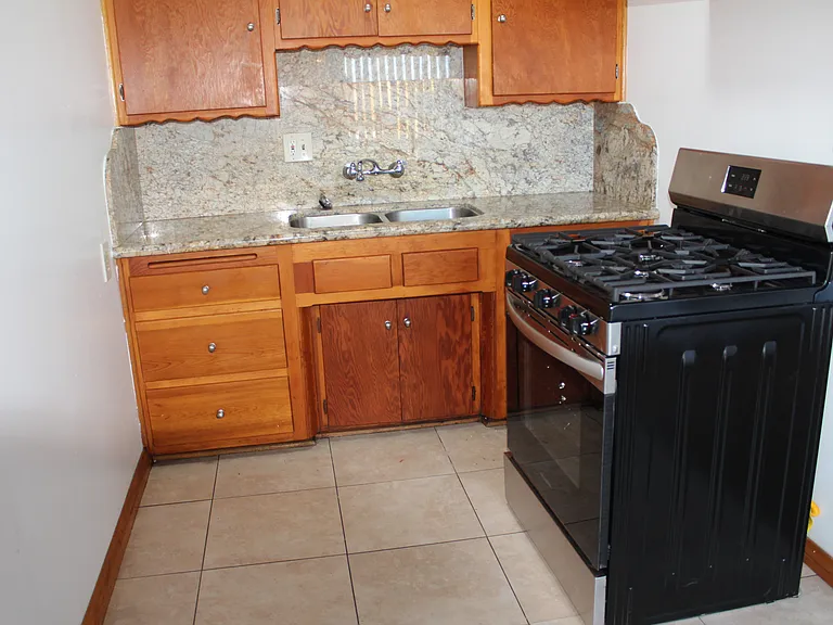 5859 Orange Ave #4 — Photo 6