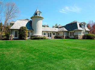 14 Sherwood Ave, Greenwich, CT 06831