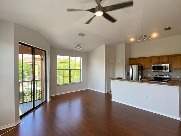5th image of 6151 Metrowest Blvd Unit 307