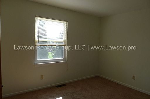 5th image of 821 Apperson Dr APT K