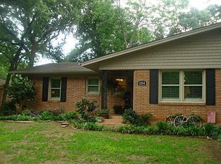 1204 W Cedar St, Arlington, TX 76012