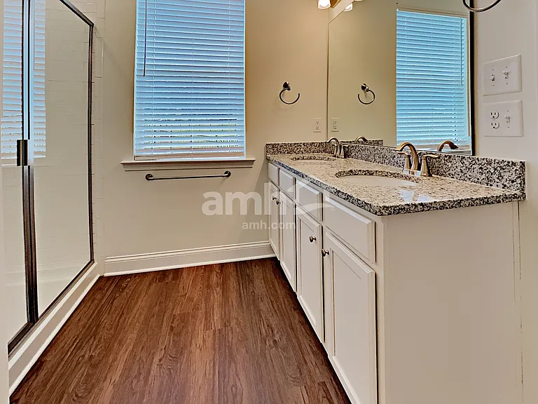 5235 Smithbriar Dr — Photo 16