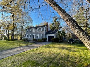 1 Pine Ridge Rd, Haverhill, MA 01830