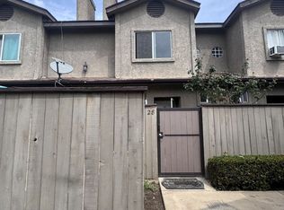 5920 Middleton St APT 28, Huntington Park, CA 90255